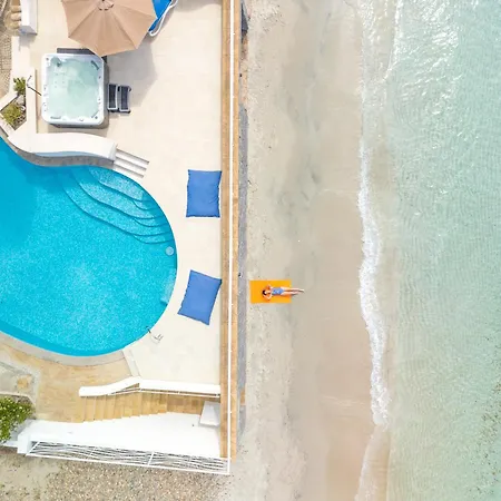 La Porta Sul Mare Di Capitana, Accesso Diretto Al Mare, Piscina Privata * Capitana