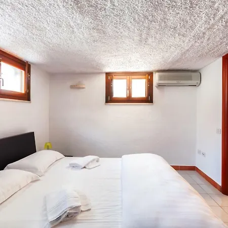 Villa La Porta Sul Mare Di Capitana, Accesso Diretto Al Mare, Piscina Privata Capitana