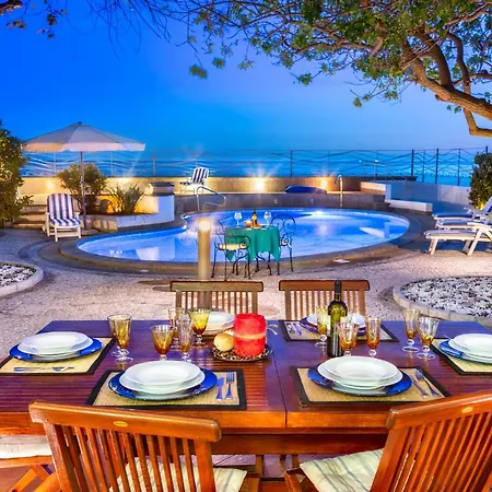 Villa La Porta Sul Mare Di Capitana, Accesso Diretto Al Mare, Piscina Privata Capitana
